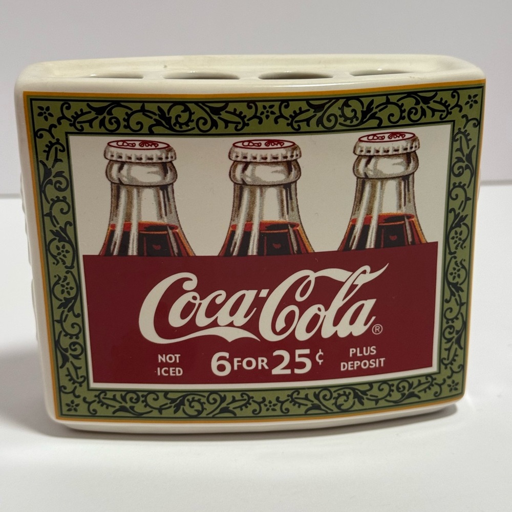 Coca-Cola Retro Ceramic Toothbrush Holder with Red and Cream Design Coke